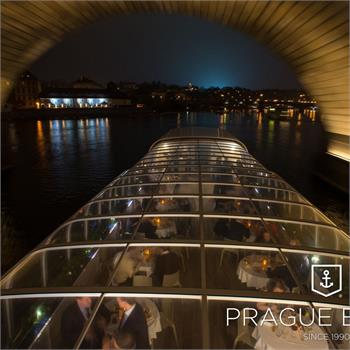 Křišťálová večeře - exkluzivní večeře na lodi v Praze