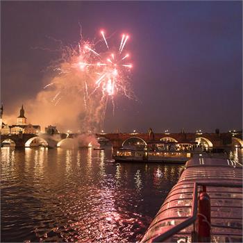 Sladká Praha a Silvestrovské plavby